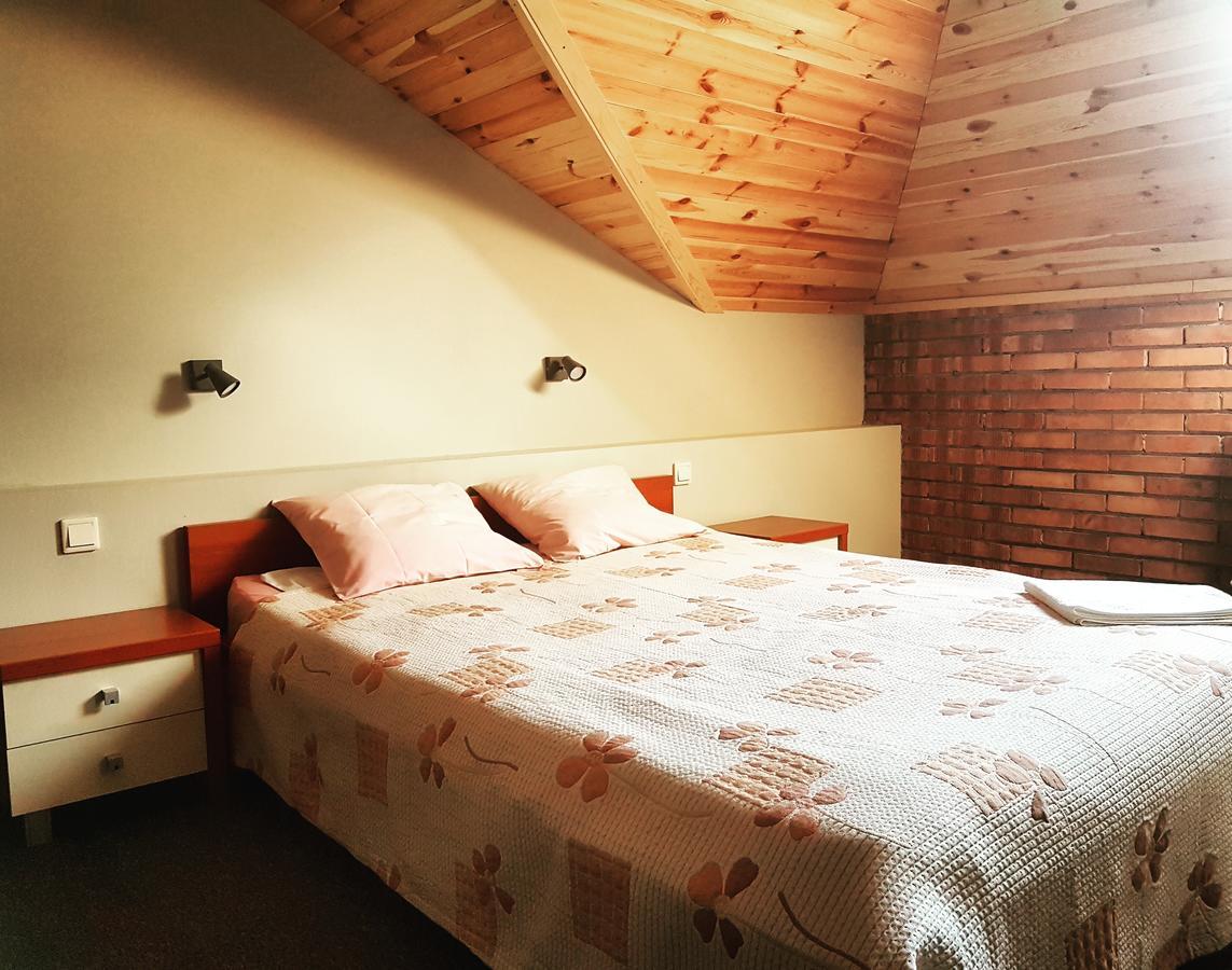 Zajazd Zlota Rybka Andrychów Exterior foto